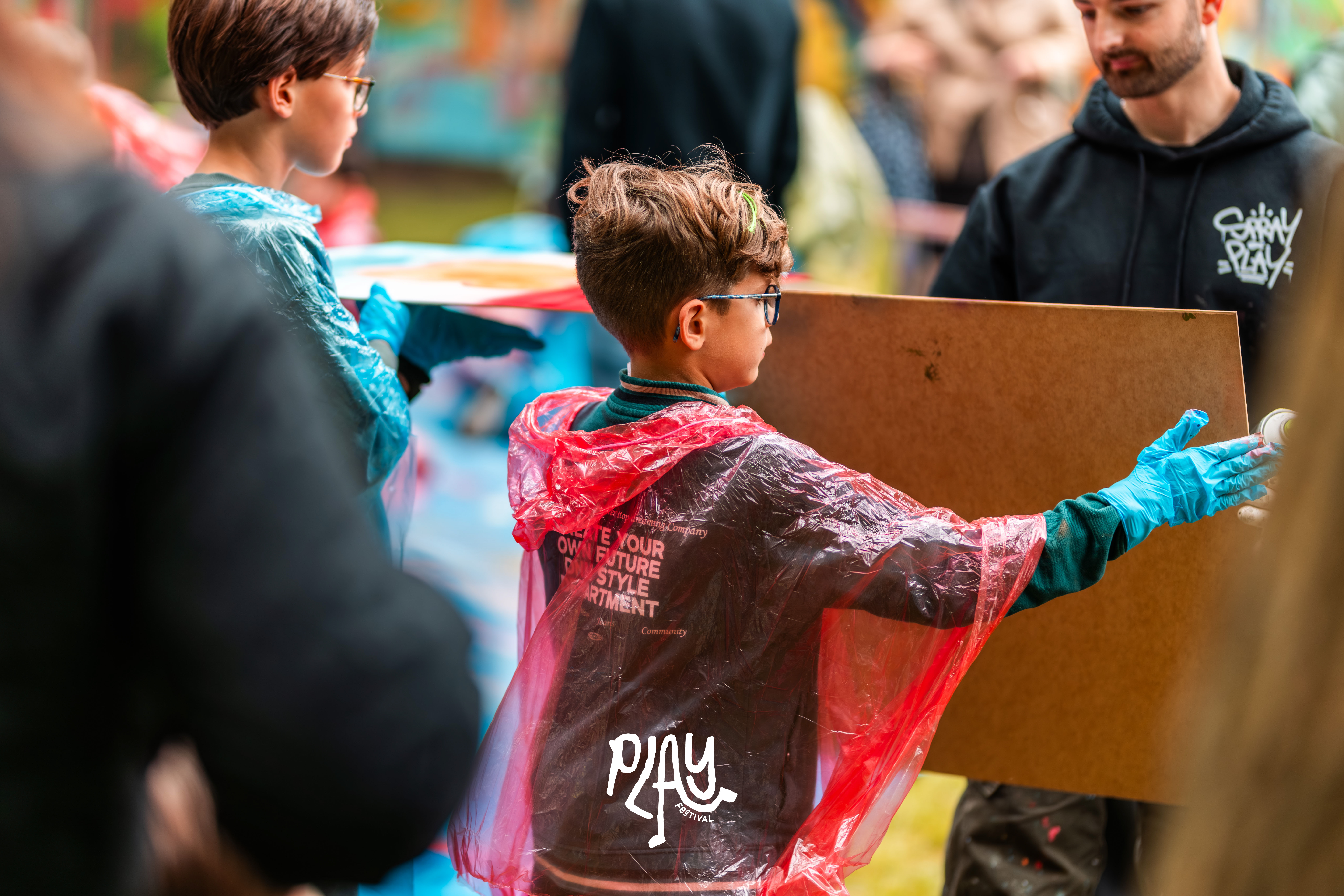 PLAY Festival Dag 2 Met Logo ; VT-165