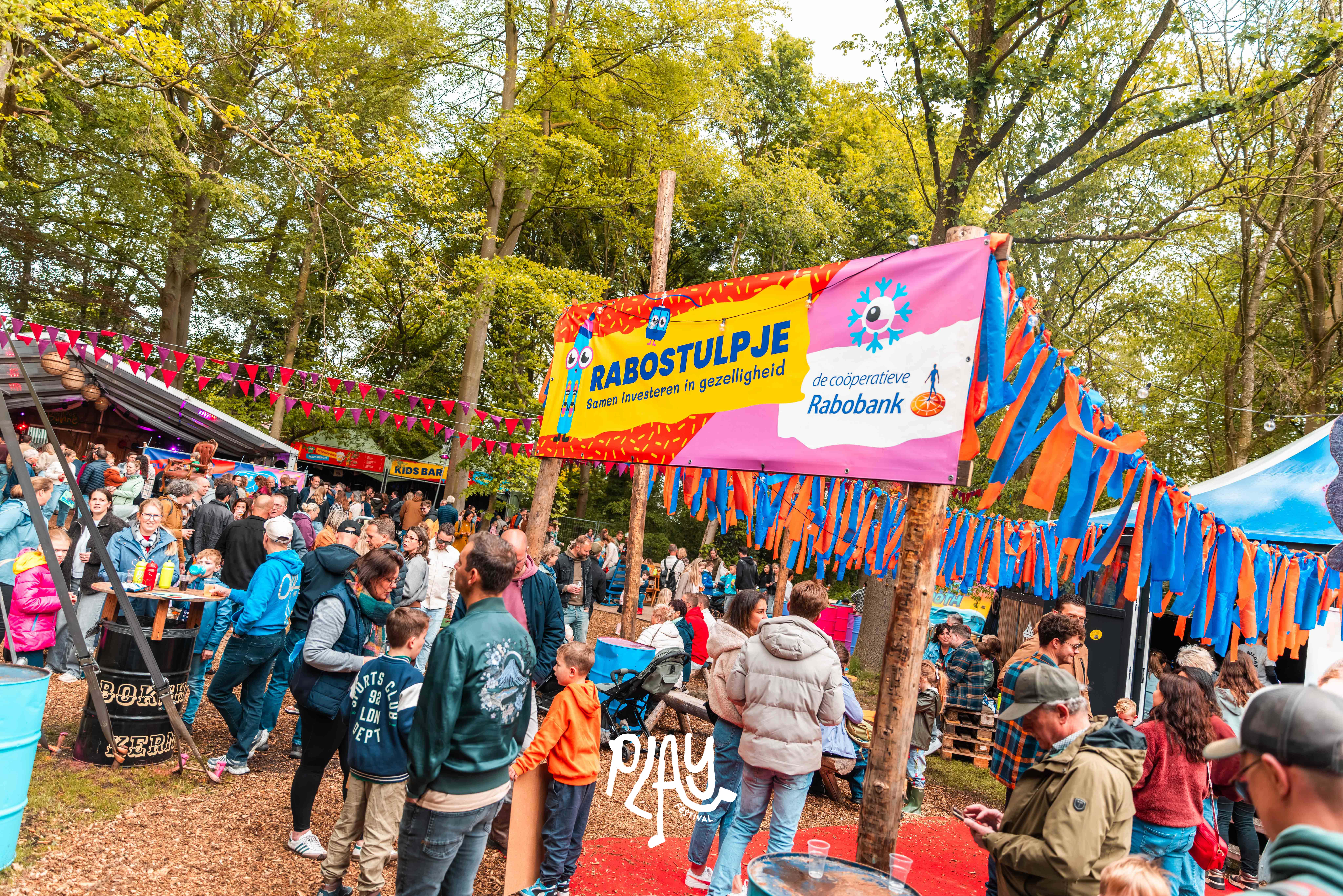 PLAY Festival Dag 2 Met Logo ; VT-178
