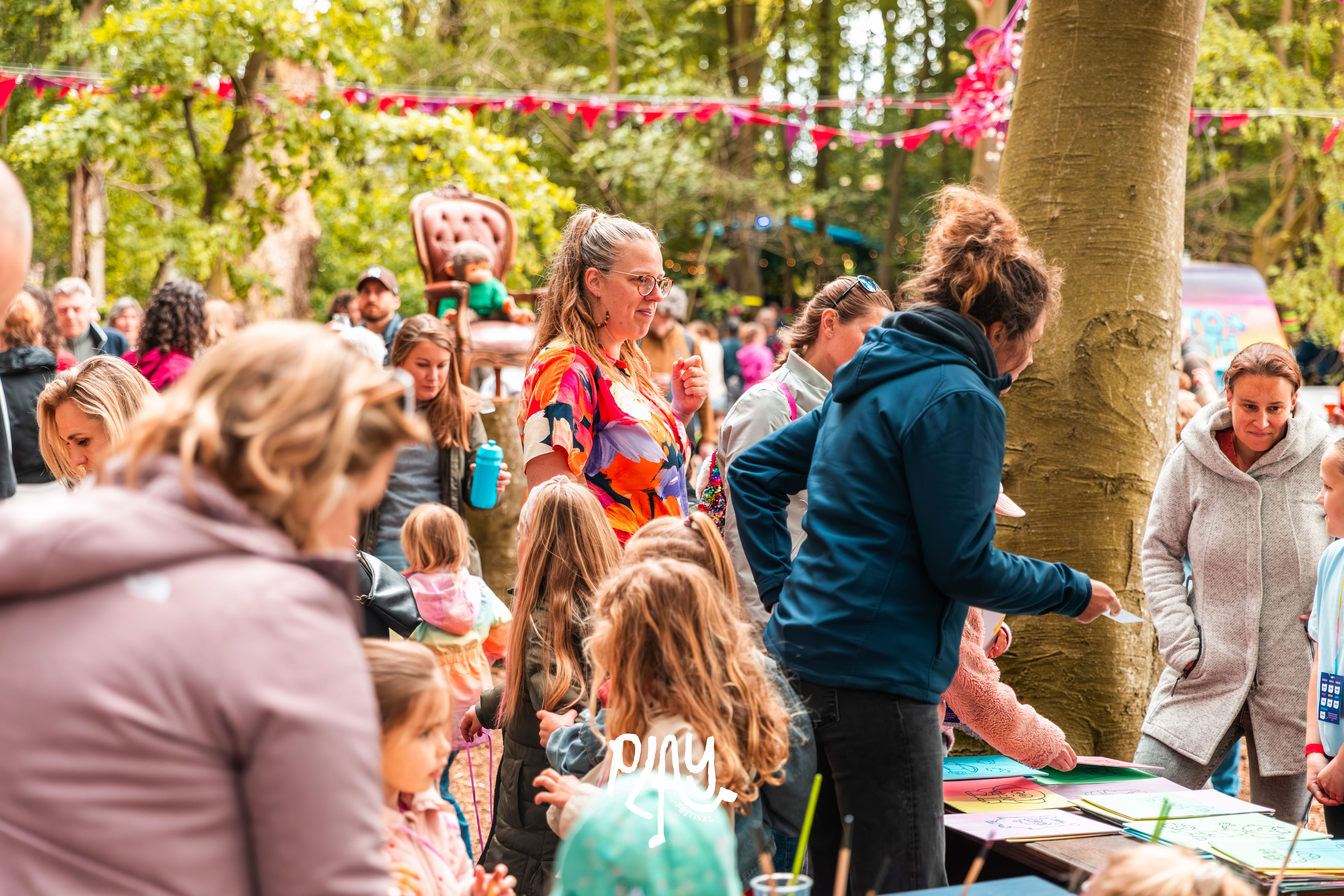PLAY Festival Dag 2 Met Logo ; VT-186