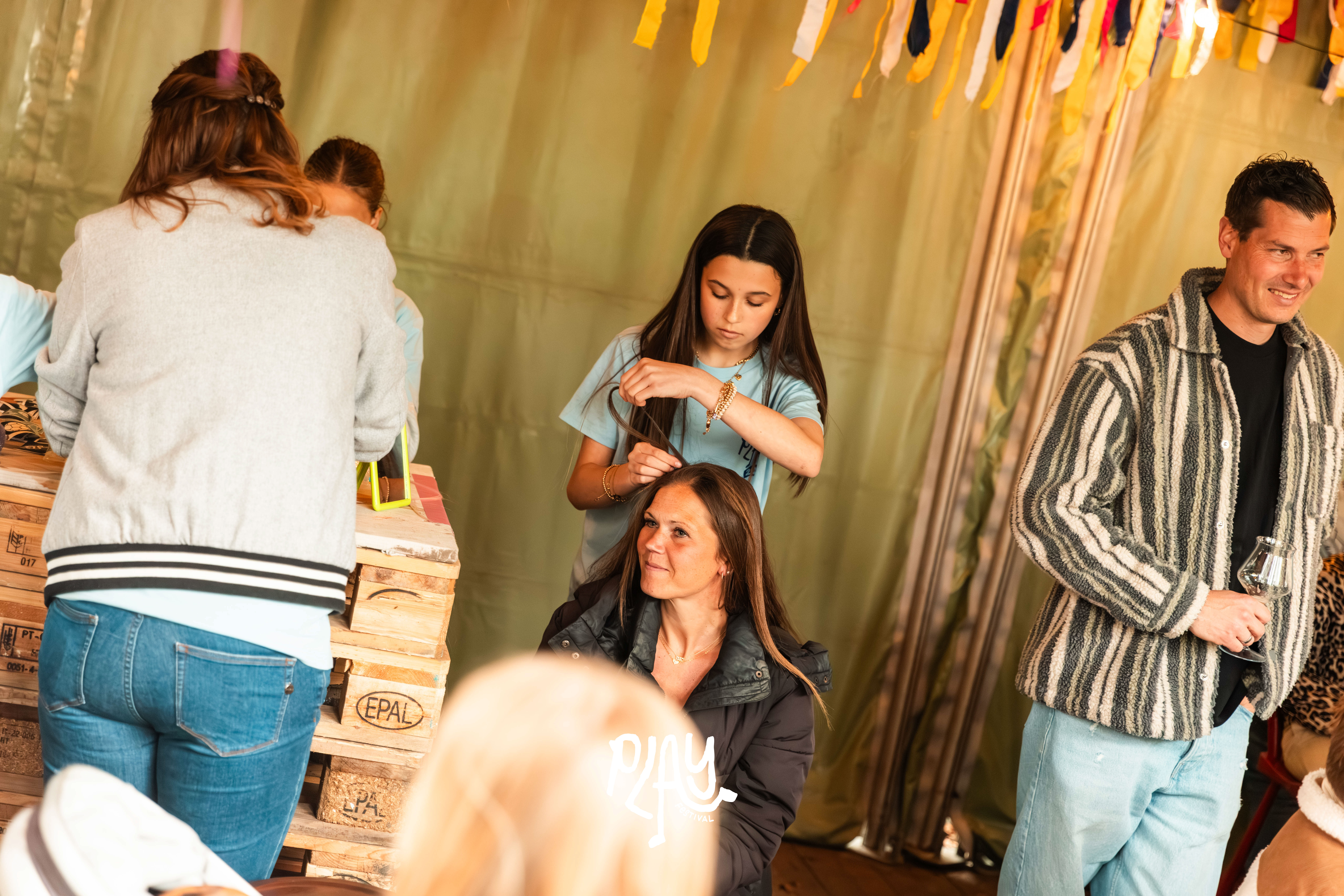 PLAY Festival Dag 2 Met Logo ; VT-223