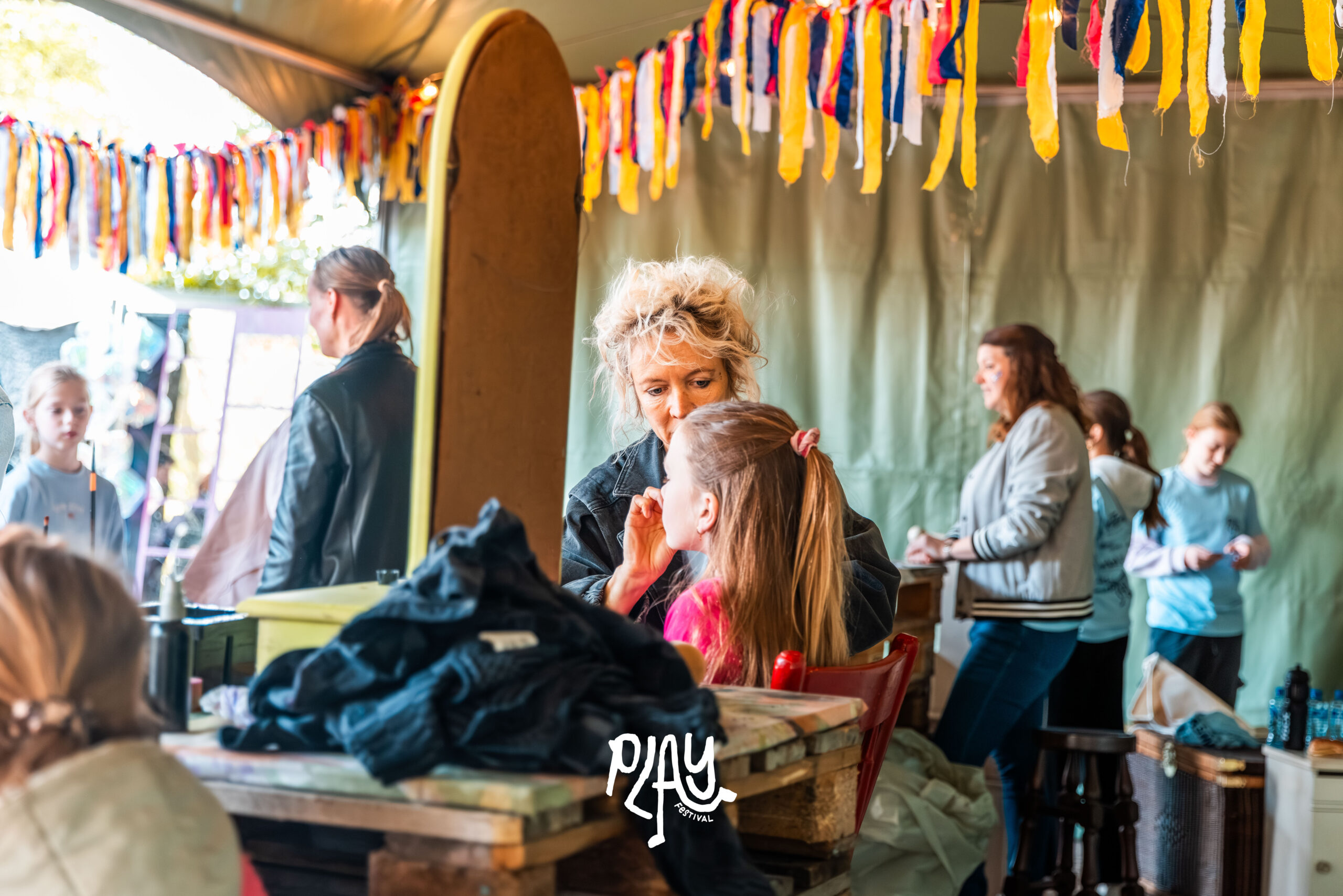 PLAY Festival Dag 2 Met Logo ; VT-40