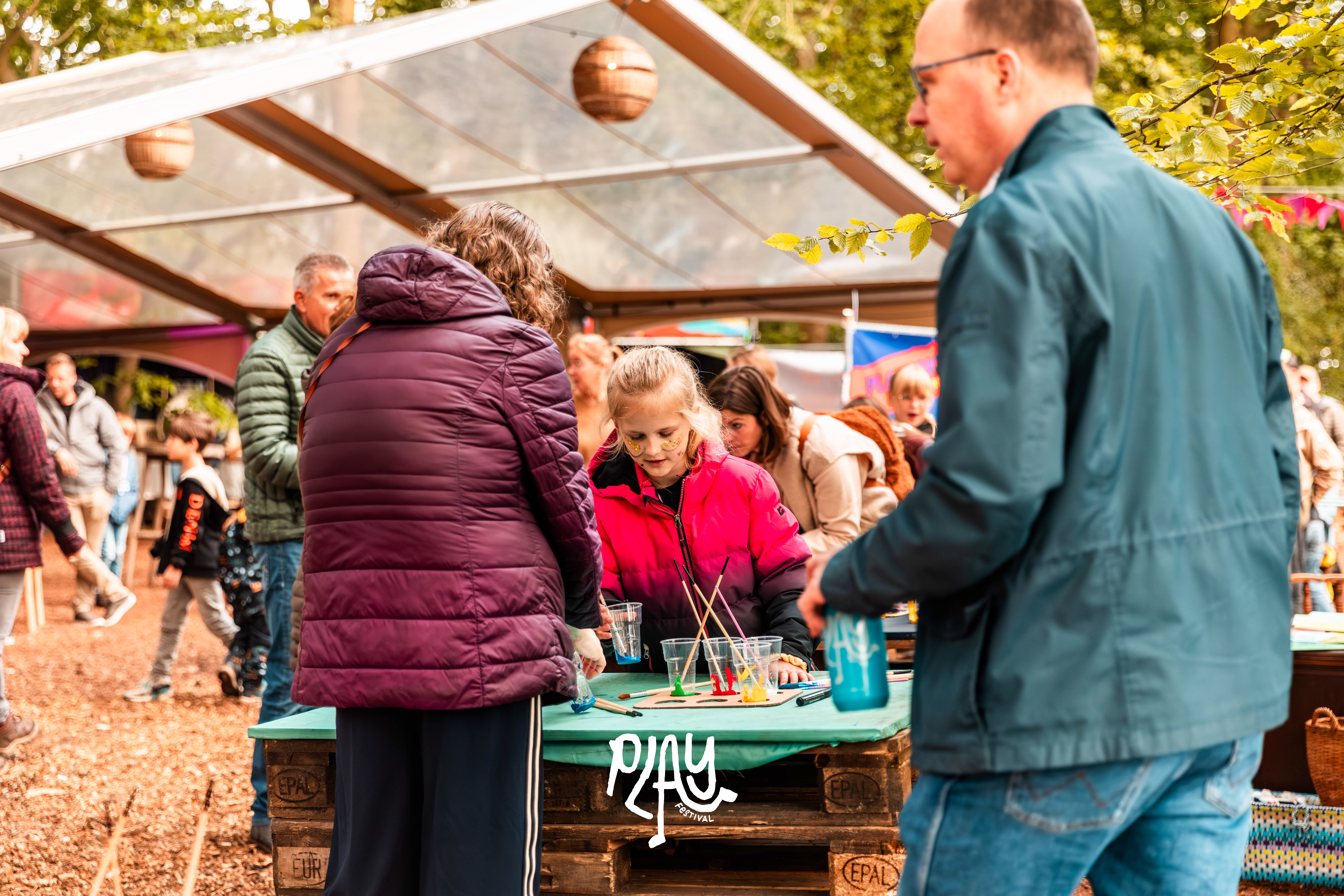 PLAY Festival Dag 2 Met Logo ; VT-66